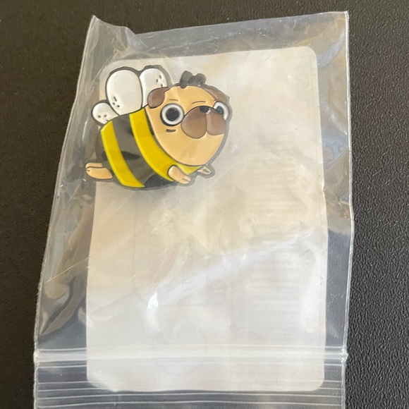 4/$12 Dog Pug Dressed As A Bee Enamel Pin Brooch - Picture 4 of 4